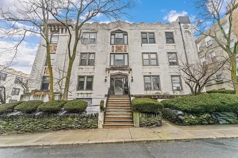 208 Allston St #4, Boston, MA 02135