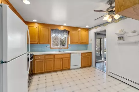 4 Jeffrey Rd, Canton, MA 02021 photo 5
