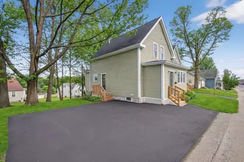 45 Fruit St # B, Leominster, MA 01453