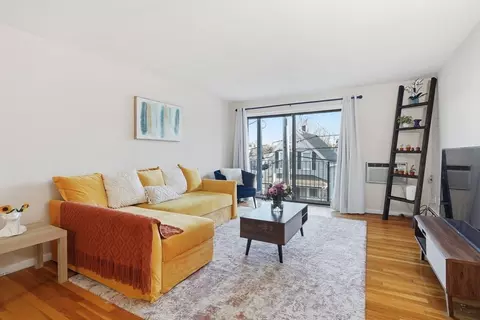 10 Coffey St #22, Boston, MA 02122