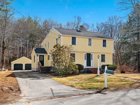 7 Mohawk Dr, Acton, MA 01720 photo 2