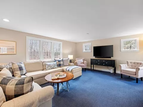7 Mohawk Dr, Acton, MA 01720 photo 10