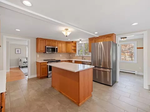 7 Mohawk Dr, Acton, MA 01720 photo 11
