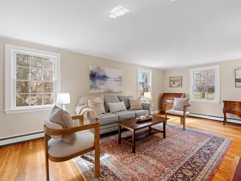 7 Mohawk Dr, Acton, MA 01720 photo 5