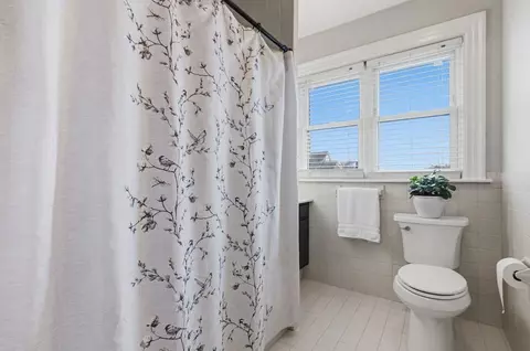 411 Stewart St, Fall River, MA 02720 photo 30