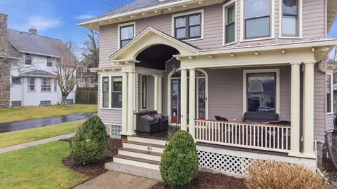 411 Stewart St, Fall River, MA 02720 photo 3