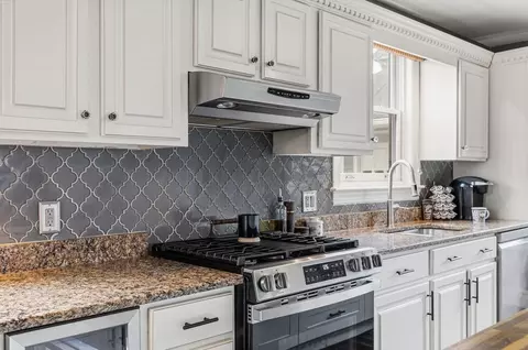 411 Stewart St, Fall River, MA 02720 photo 19