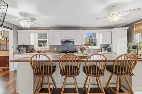 411 Stewart St, Fall River, MA 02720 photo 18