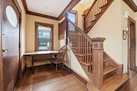 31 Trinity Ter, Springfield, MA 01108 photo 2