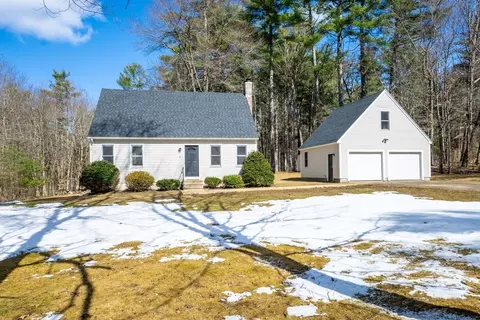 3 Charnock Cir, Rutland, MA 01543