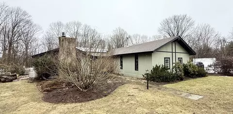 39 Lyons Rd, Dudley, MA 01571 photo 41