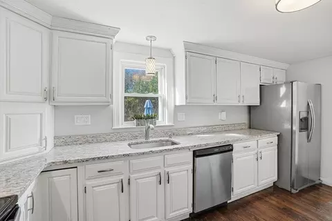 49 Grove St, Upton, MA 01568 photo 7
