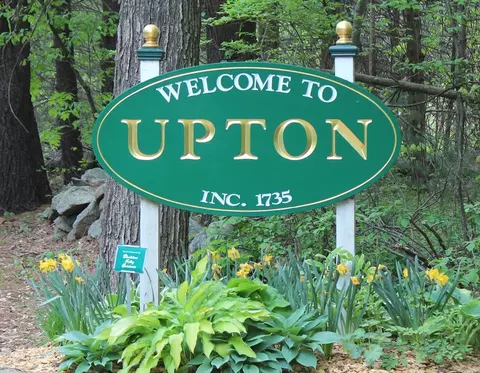 49 Grove St, Upton, MA 01568 photo 39