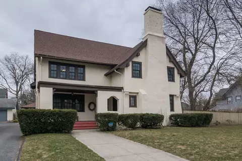 43 Oxford St, Springfield, MA 01108