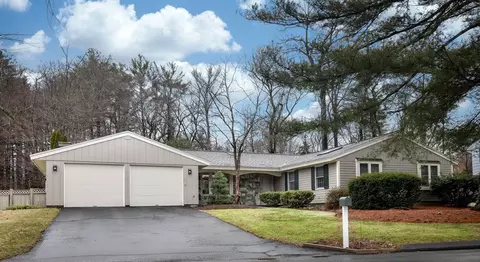 7 Bayberry Ln, Framingham, MA 01701