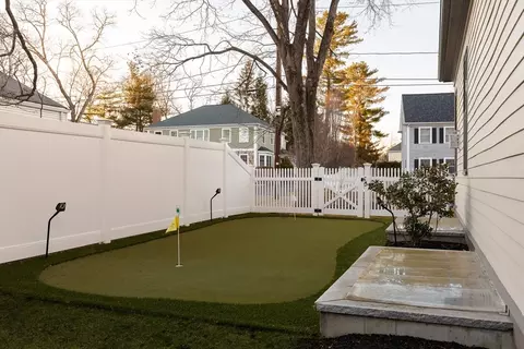 Exterior - 36 Patton Rd, Wellesley, MA 02482 photo 5 of 5