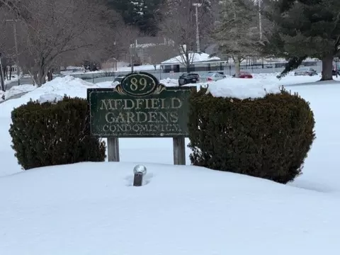 89 Pleasant St #D1, Medfield, MA 02052