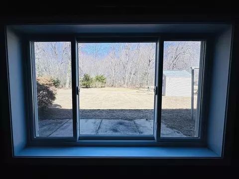 240 Mccarthy Ave, Chicopee, MA 01020 photo 21
