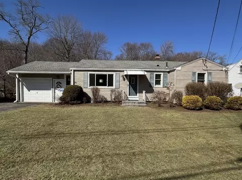 240 Mccarthy Ave, Chicopee, MA 01020