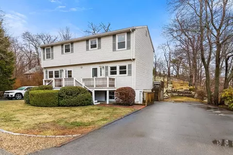14 2 Story St # -1, Rockport, MA 01966