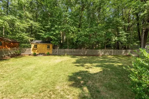 88 Robinwood Ave, Needham, MA 02492 photo 27