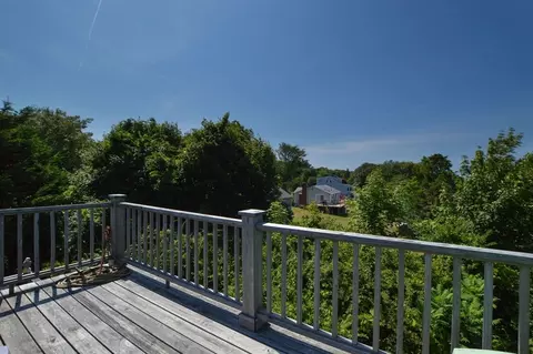 65 Wing Blvd W, Sandwich, MA 02537