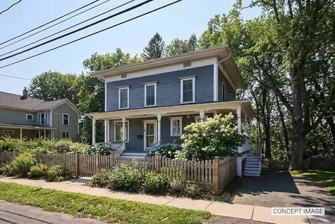 22 Lilly St, Florence, MA 01062