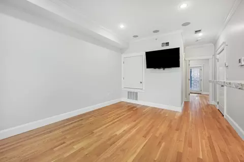 504 E 8th St #2, Boston, MA 02127 photo 5