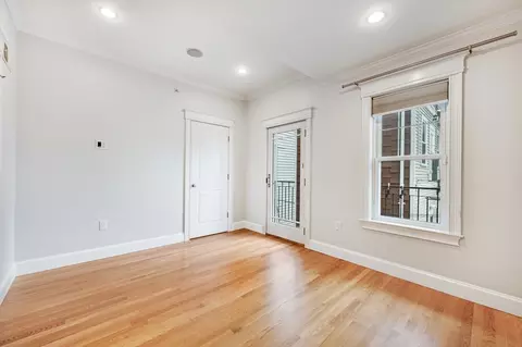 504 E 8th St #2, Boston, MA 02127 photo 8