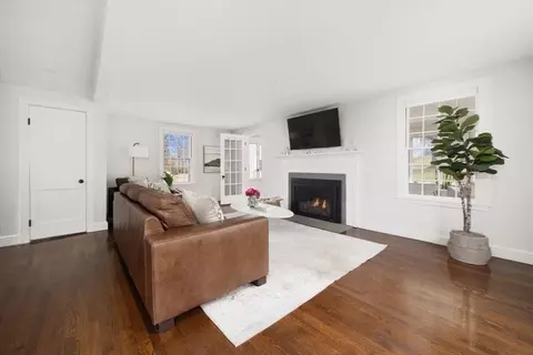 67 Governor Long Rd, Hingham, MA 02043 photo 12