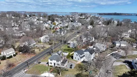 67 Governor Long Rd, Hingham, MA 02043 photo 3