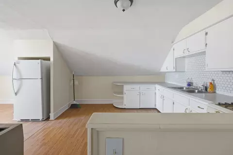 550 June St, Fall River, MA 02720 photo 19