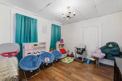 550 June St, Fall River, MA 02720 photo 13