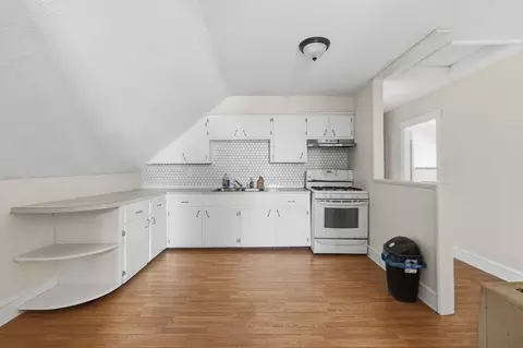 550 June St, Fall River, MA 02720 photo 18