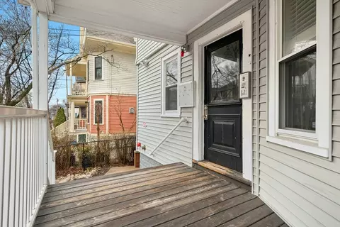 17 Copley St #2, Cambridge, MA 02138