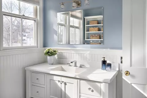 272 North St, Hingham, MA 02043 photo 11