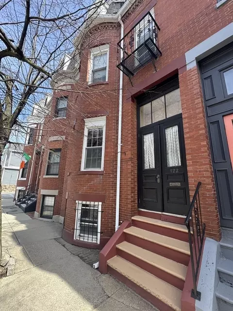 122 M St, Boston, MA 02127