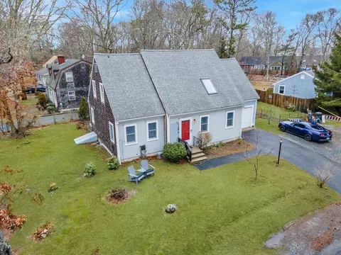 15 Florence Ave, Mashpee, MA 02649 photo 3