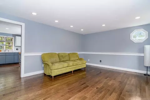 15 Florence Ave, Mashpee, MA 02649 photo 9