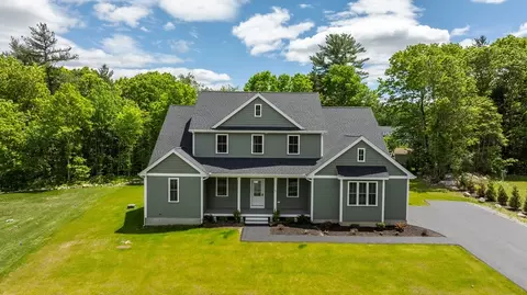 1 Jeffrey Dr, West Bridgewater, MA 02379