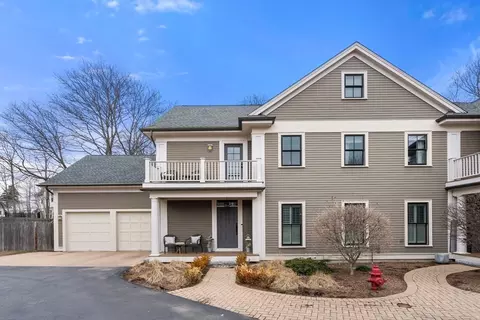 73-79 Auburn St #75, Auburndale, MA 02466