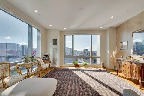 500 Atlantic Ave #15N, Boston, MA 02210
