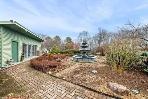 43 Wakefield St, Reading, MA 01867 photo 11