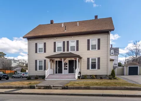 252-254 Crescent St, Waltham, MA 02453