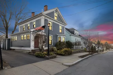 52 Gardner St, Newton, MA 02458