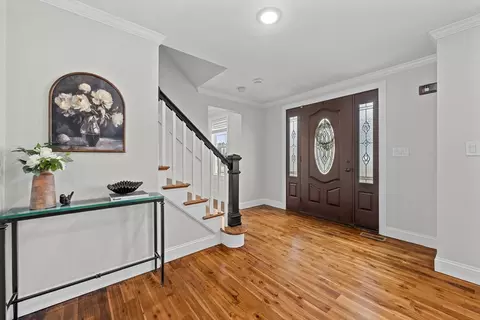 8 Virginia Ave, Sutton, MA 01590 photo 4