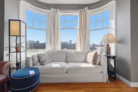 Living - 4 Charlesgate E #606, Boston, MA 02215 photo 2 of 3