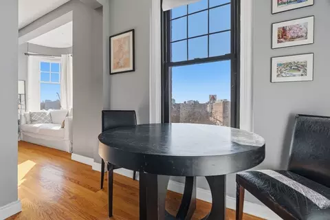 Dining - 4 Charlesgate E #606, Boston, MA 02215 photo 2 of 3