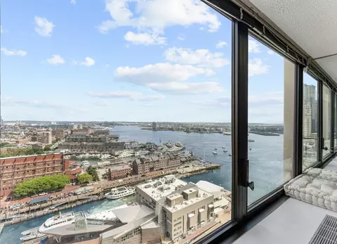 View/Area - 85 E India Row #25A, Boston, MA 02110 photo 2 of 6