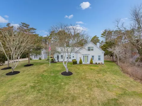 332 S Orleans Rd, Orleans, MA 02653